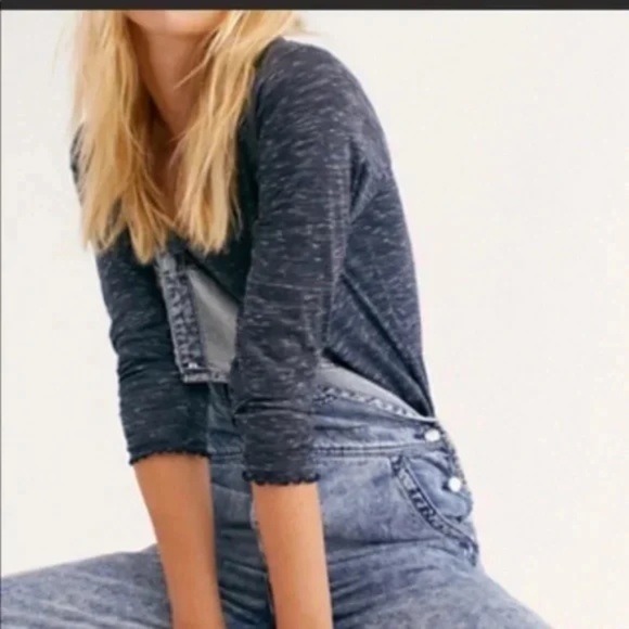 FREE PEOPLE Henley buttons long sleeve dark blue Small NWT - Picture 3 of 13